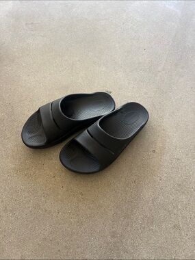 OOFOS slides /37